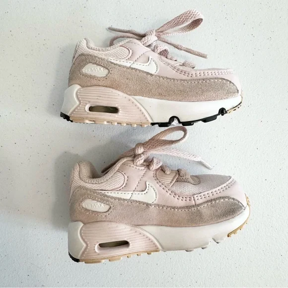 2020 NIKE Air Max 90 TD 'Barely Rose' 🌹💕 Size 4C Sneakers - Picture 3 of 8